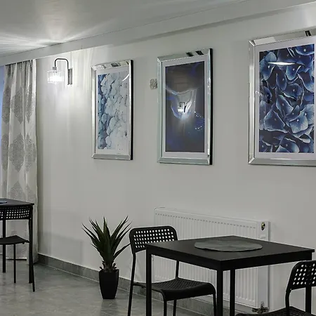 Aurora בית הארחה יארוסלאביש