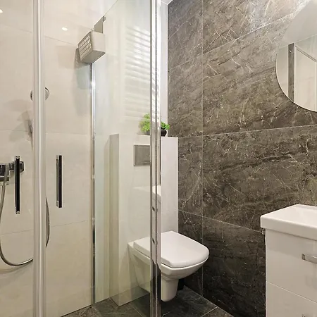Casa de hóspedes Aurora 3*
