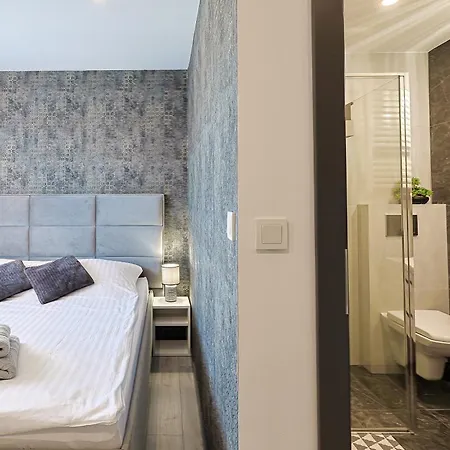 Aurora Affittacamere 3*