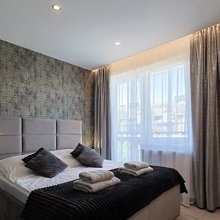 Aurora בית הארחה 3*