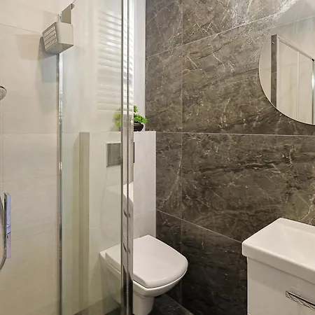 בית הארחה Aurora יארוסלאביש